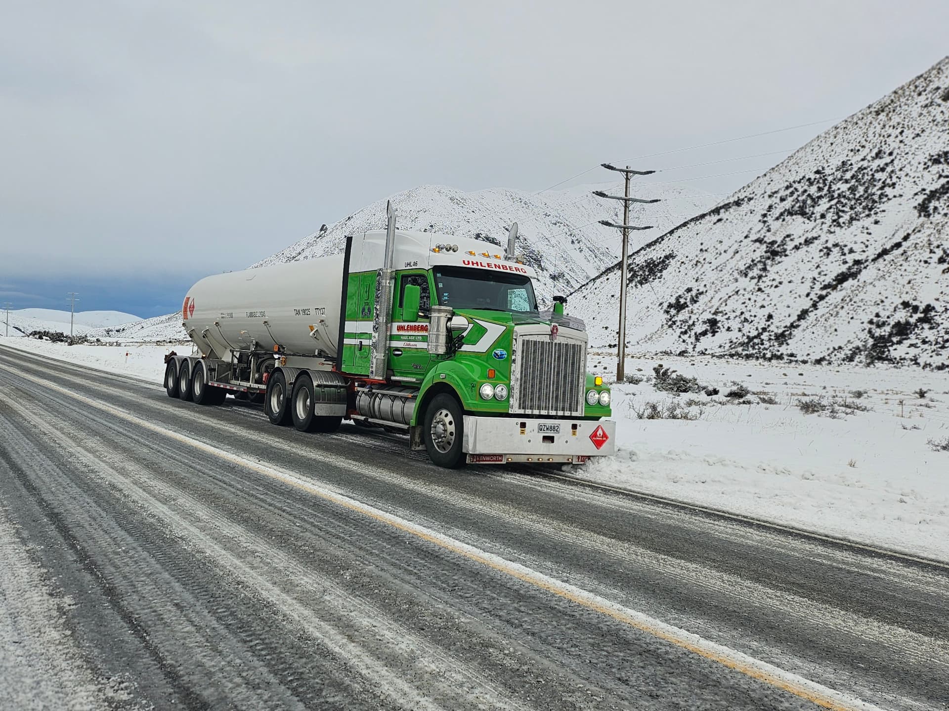 Uhlenberg LPG tanker on a snowy New Zealand road